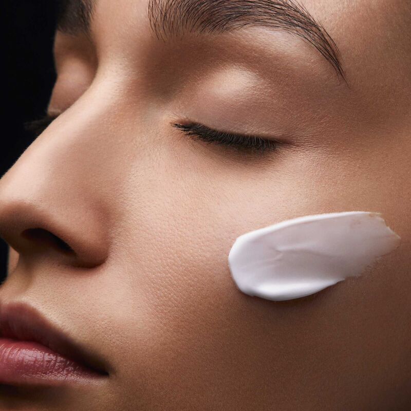 ROUTINE CREMA NERA