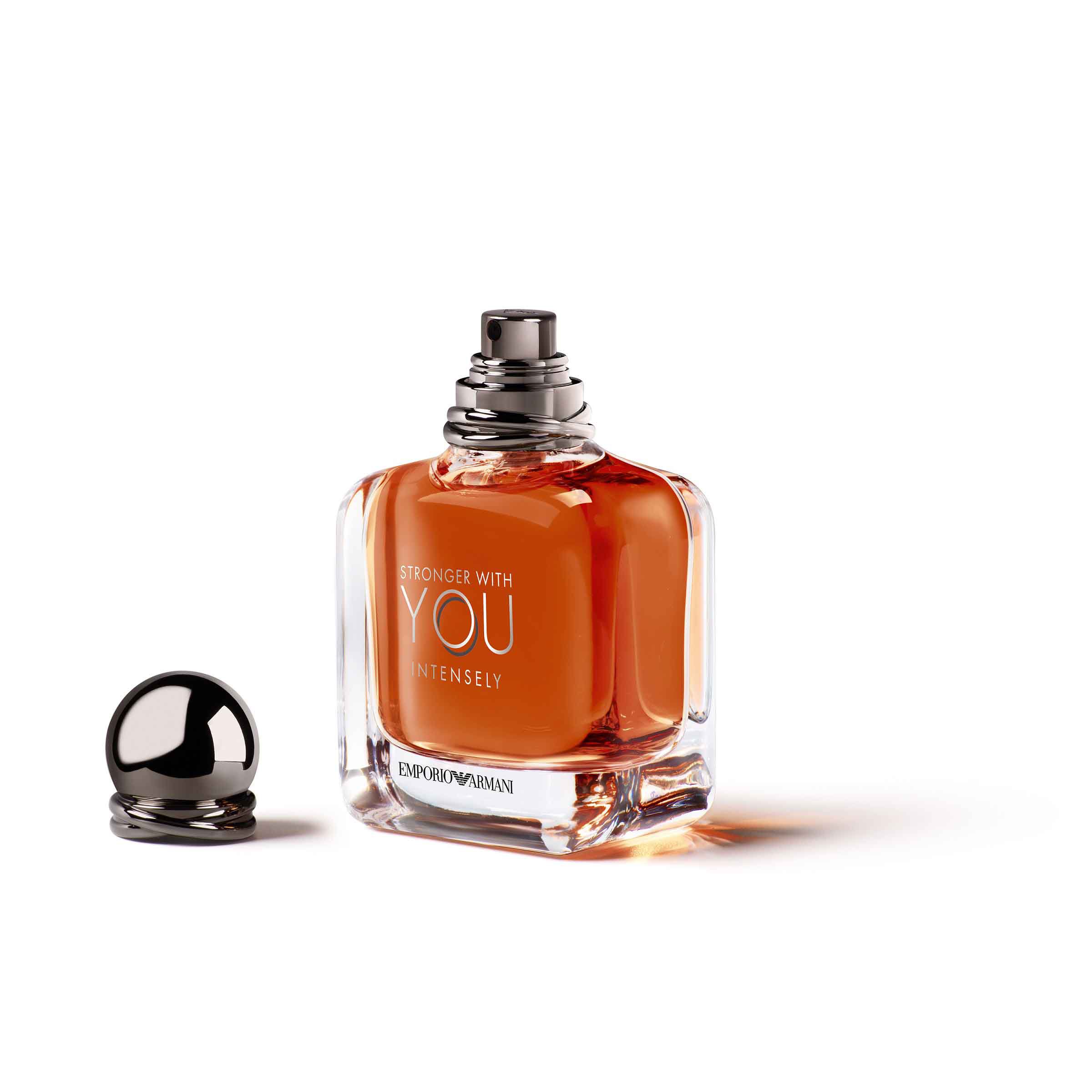 Emporio Armani Stronger With You intensely